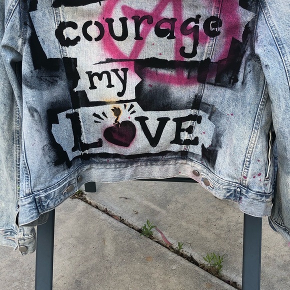 Light denim Jean Jacket custom tag ‘CourageMyLove’ - Picture 2 of 3